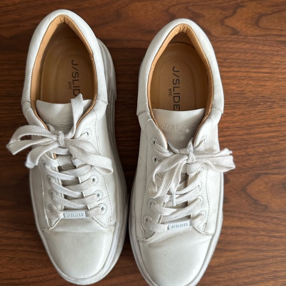White leather sneakers size 7 - Picture 4 of 4